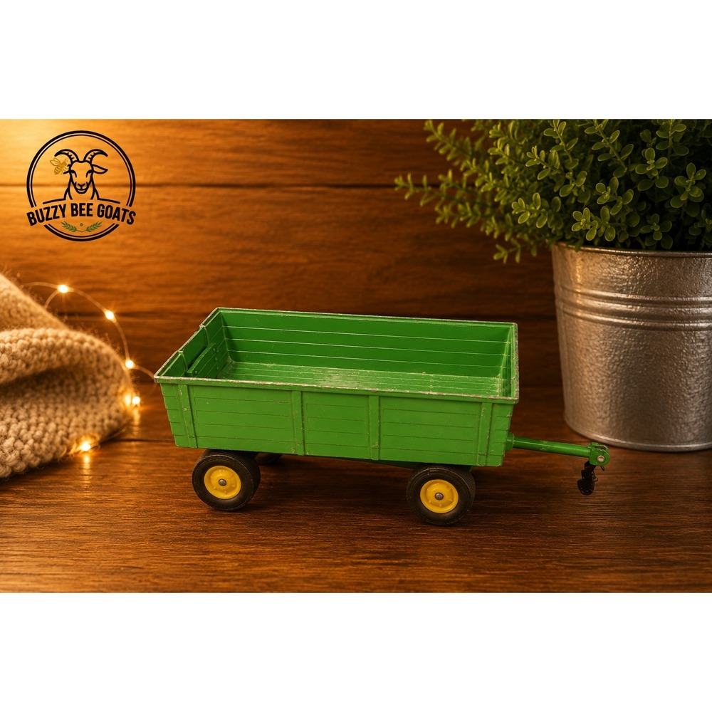 VINTAGE ERTL JOHN DEERE FORAGE WAGON #533 DIE CAST FARM TOY 1/16